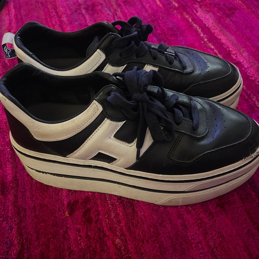HOGAN Platform Leather Sneakers Black White 8 1/2 definitely worn!